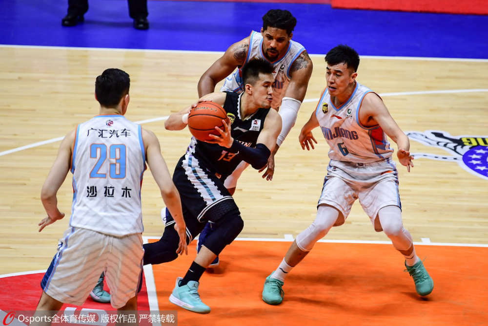 九游亚洲官网-包含精密备战，球队今晚必胜的决心的词条